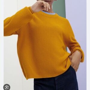 Kowtow escape crew organic cotton sweater in marigold size small